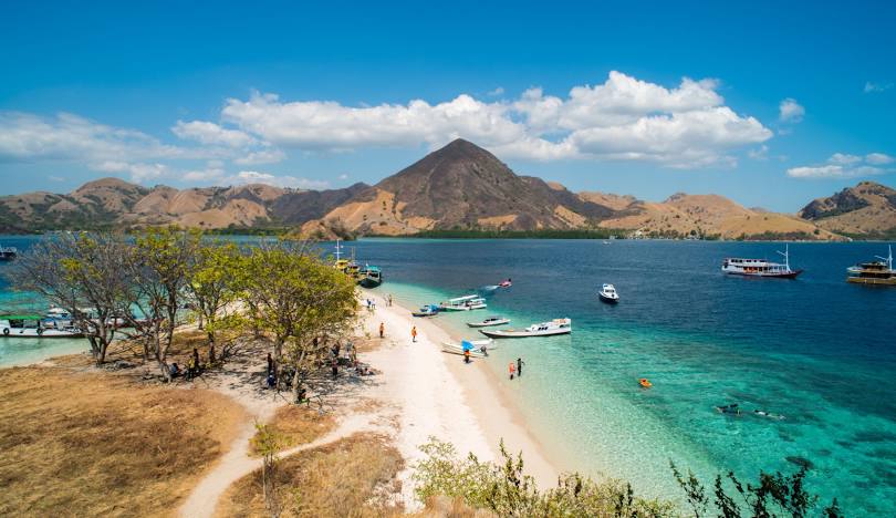 wisata holiday tour 2